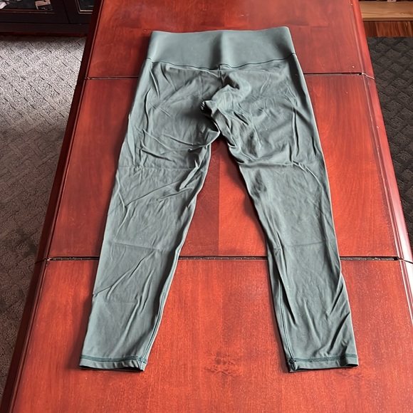 Aerie dark green 7/8 leggings - Picture 3 of 4
